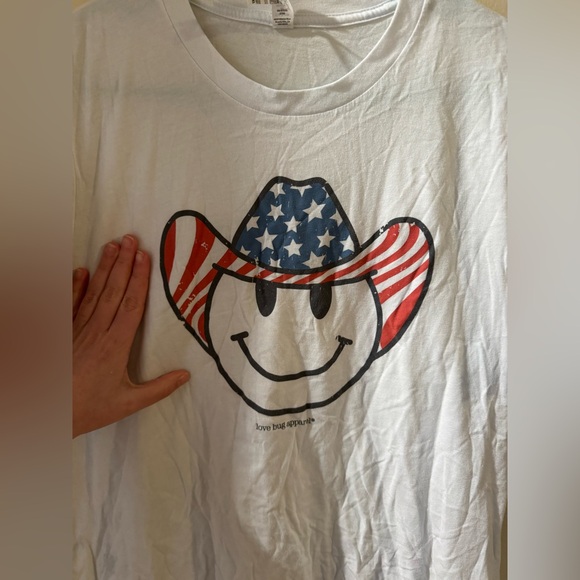 White T-Shirt with American Flag Cowboy Hat Design - Picture 3 of 6